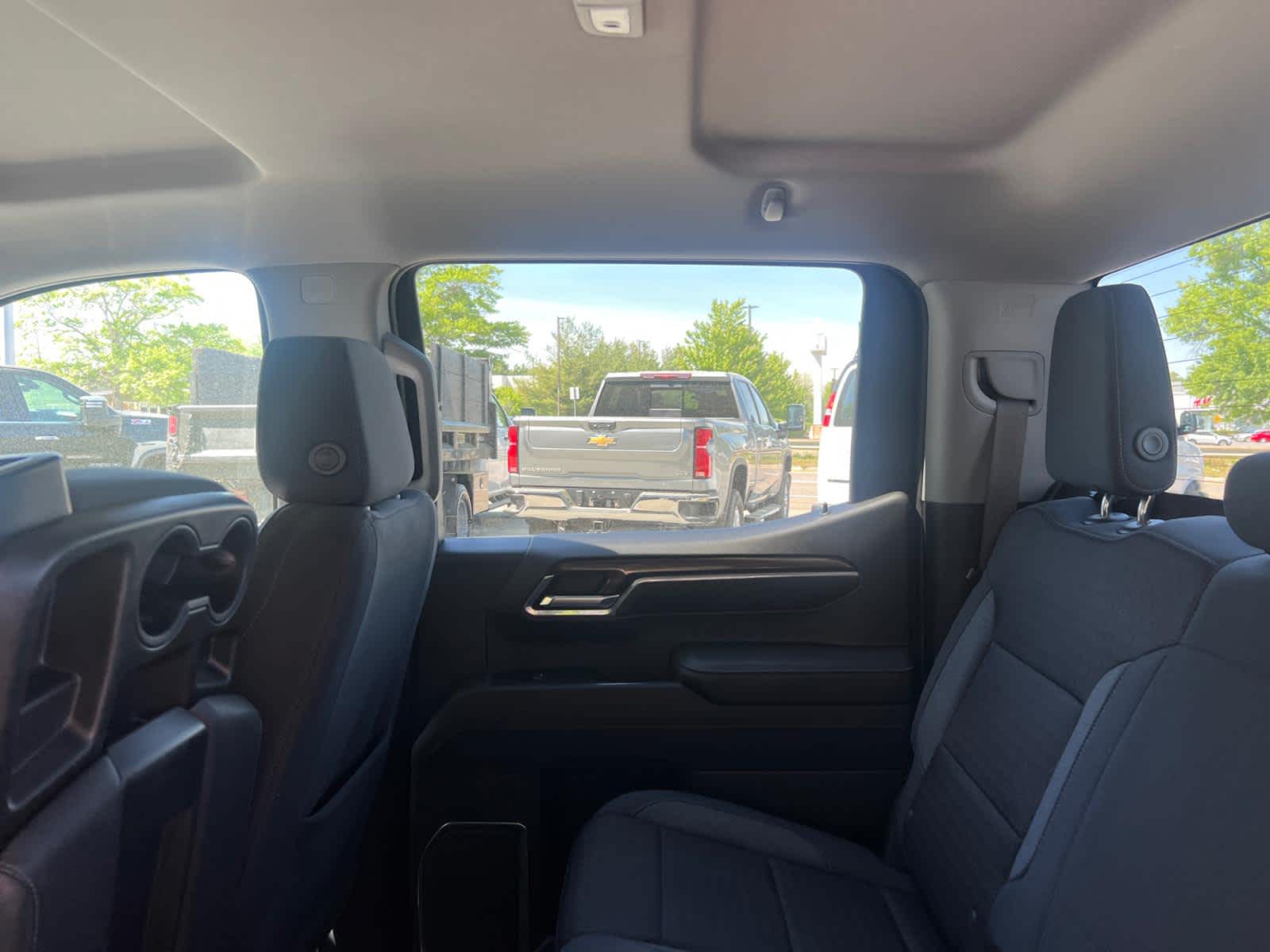 2023 Chevrolet Silverado 1500 LT (2FL)