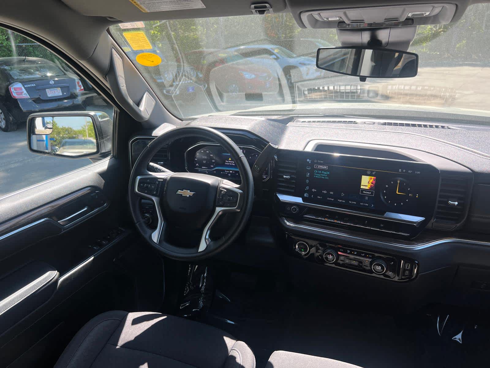 2023 Chevrolet Silverado 1500 LT (2FL)