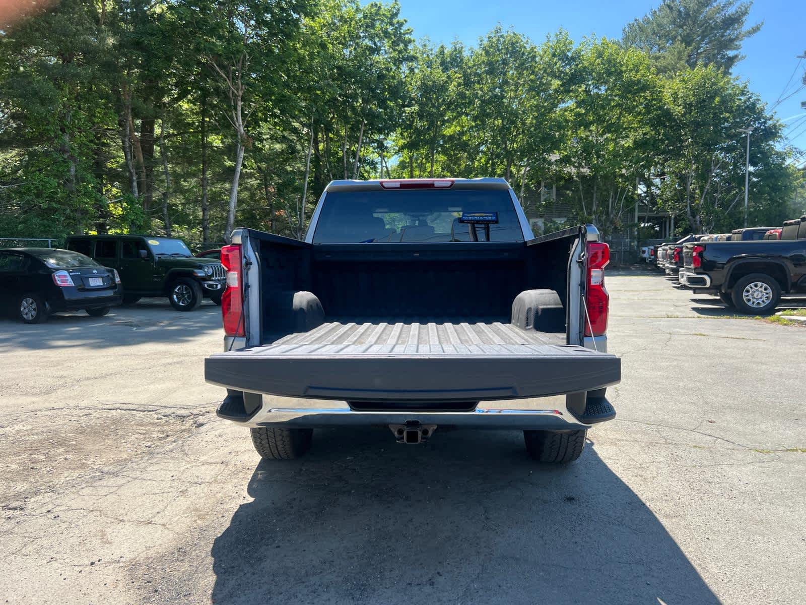2023 Chevrolet Silverado 1500 LT (2FL)