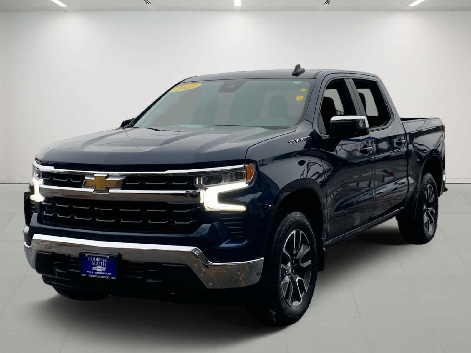 2023 Chevrolet Silverado 1500 LT (2FL)