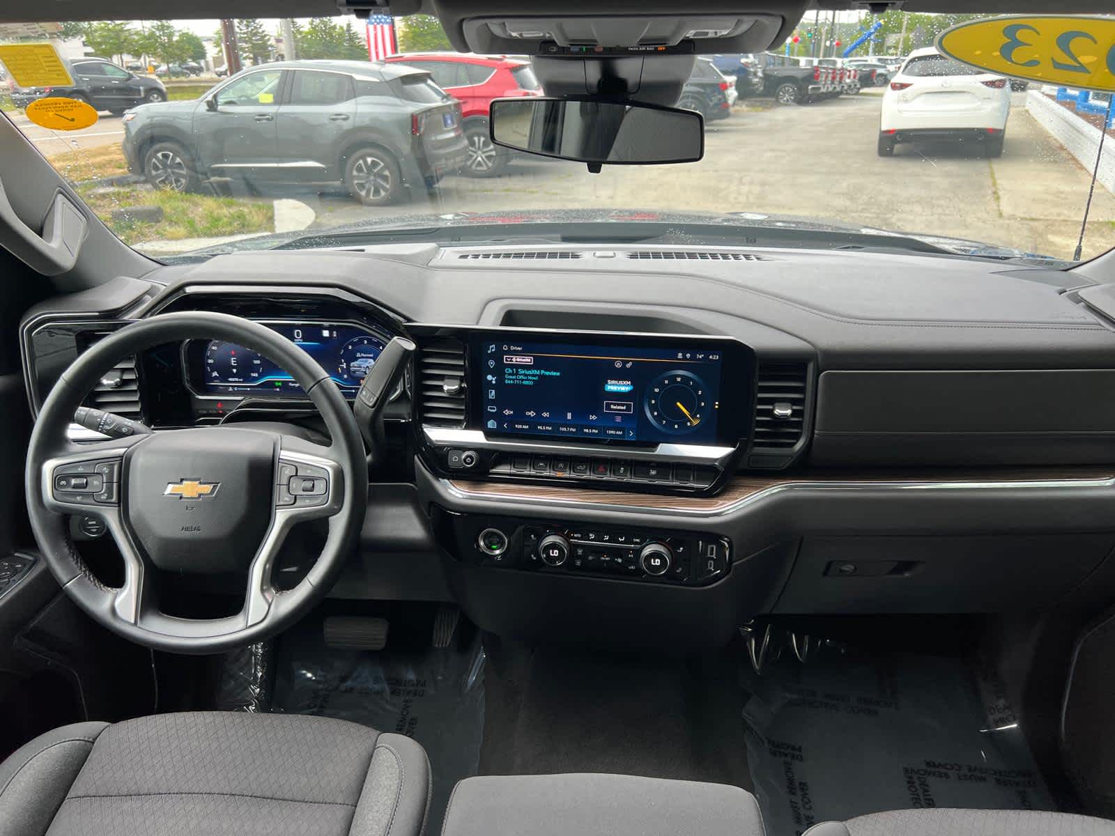 2023 Chevrolet Silverado 1500 LT (2FL)
