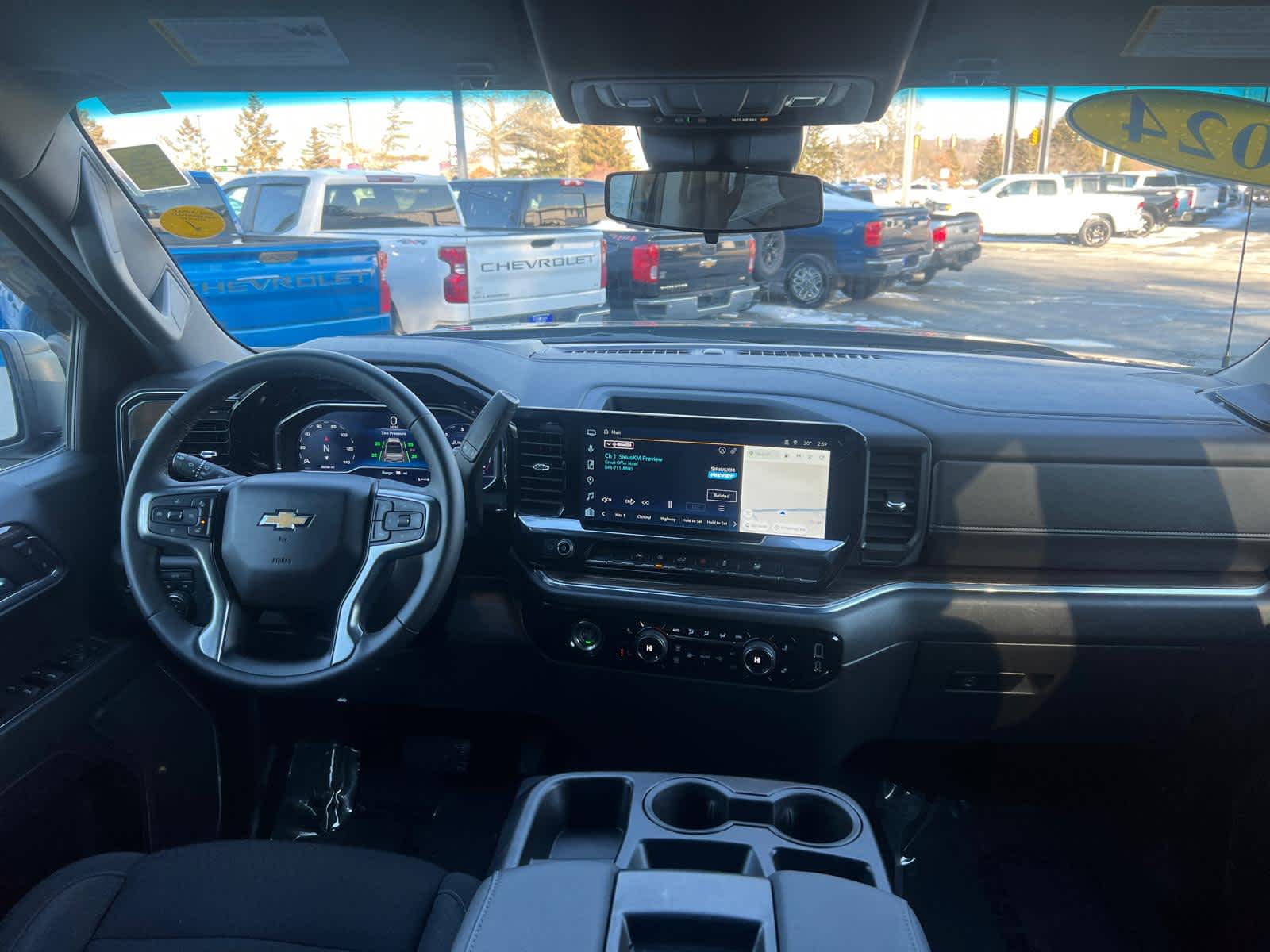 2024 Chevrolet Silverado 1500 LT (2FL)