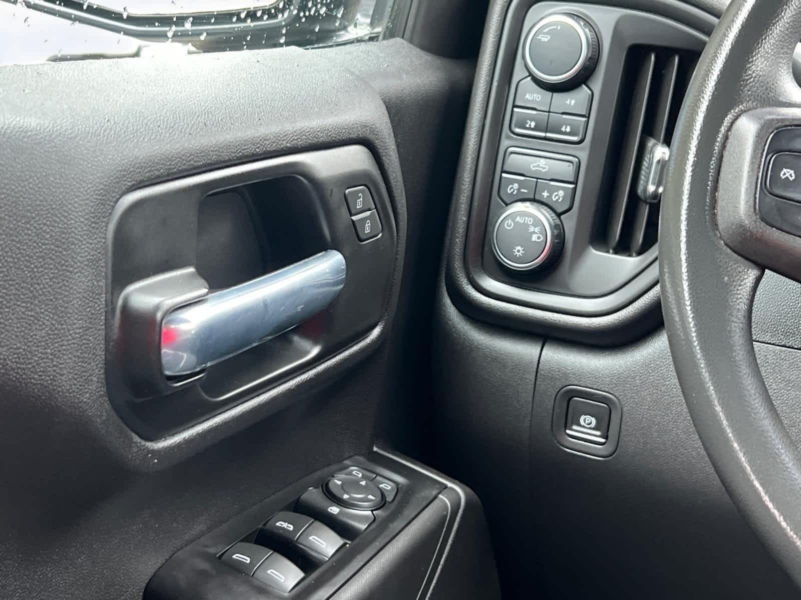 2020 Chevrolet Silverado 1500 Custom Trail Boss