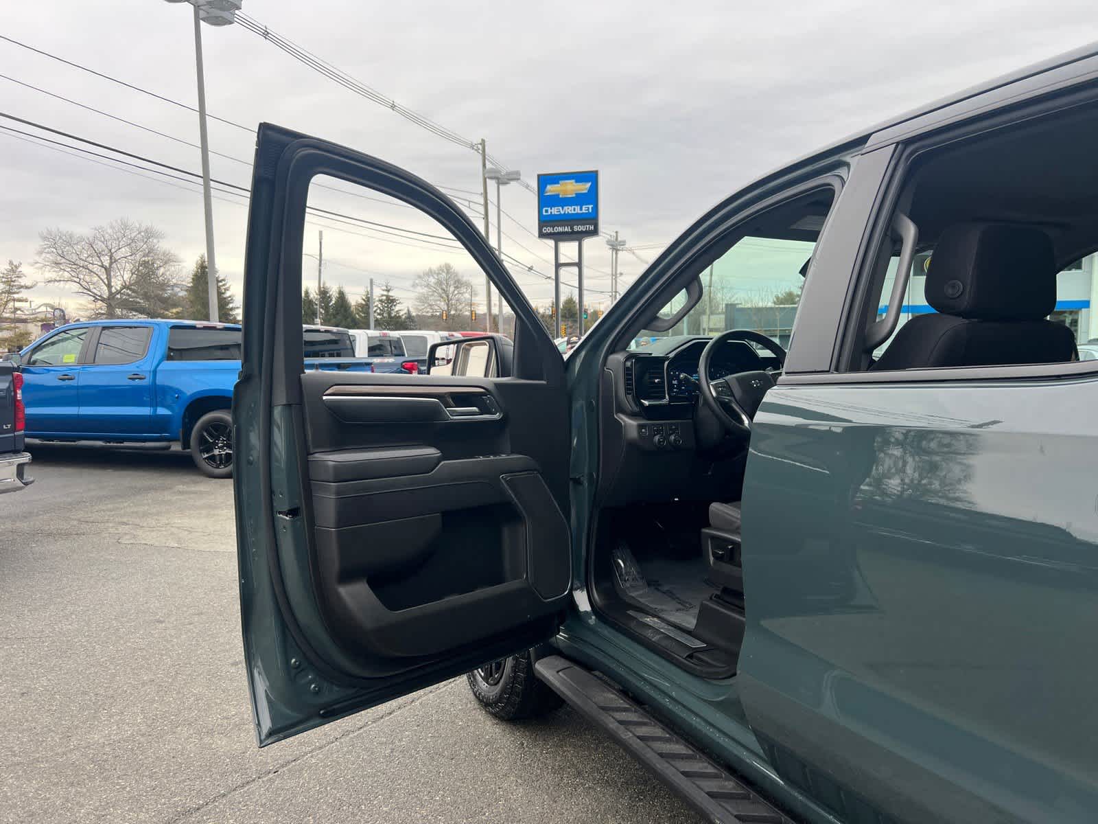 2025 Chevrolet Silverado 1500 LT Trail Boss
