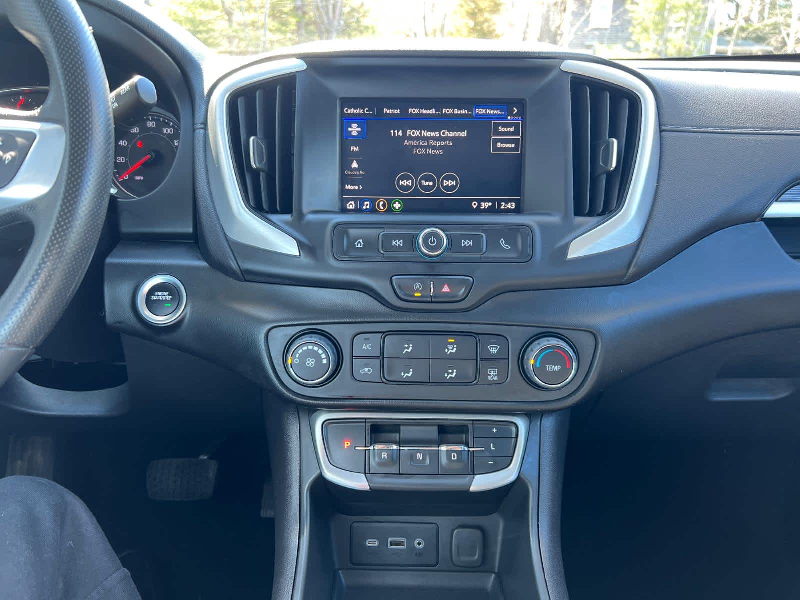 2023 GMC Terrain SLE