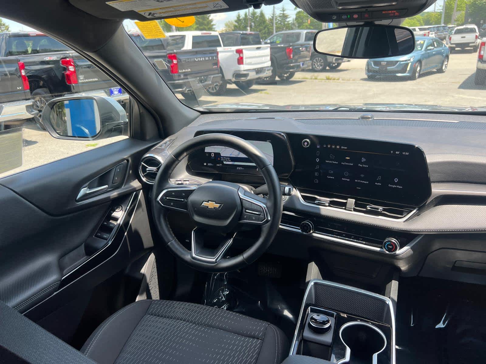 2026 Chevrolet Equinox LT - Photo 34
