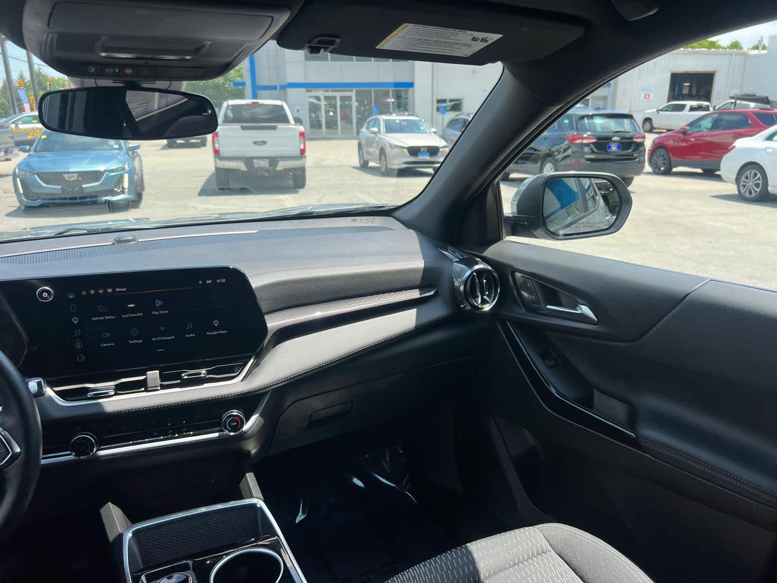2026 Chevrolet Equinox LT - Photo 35