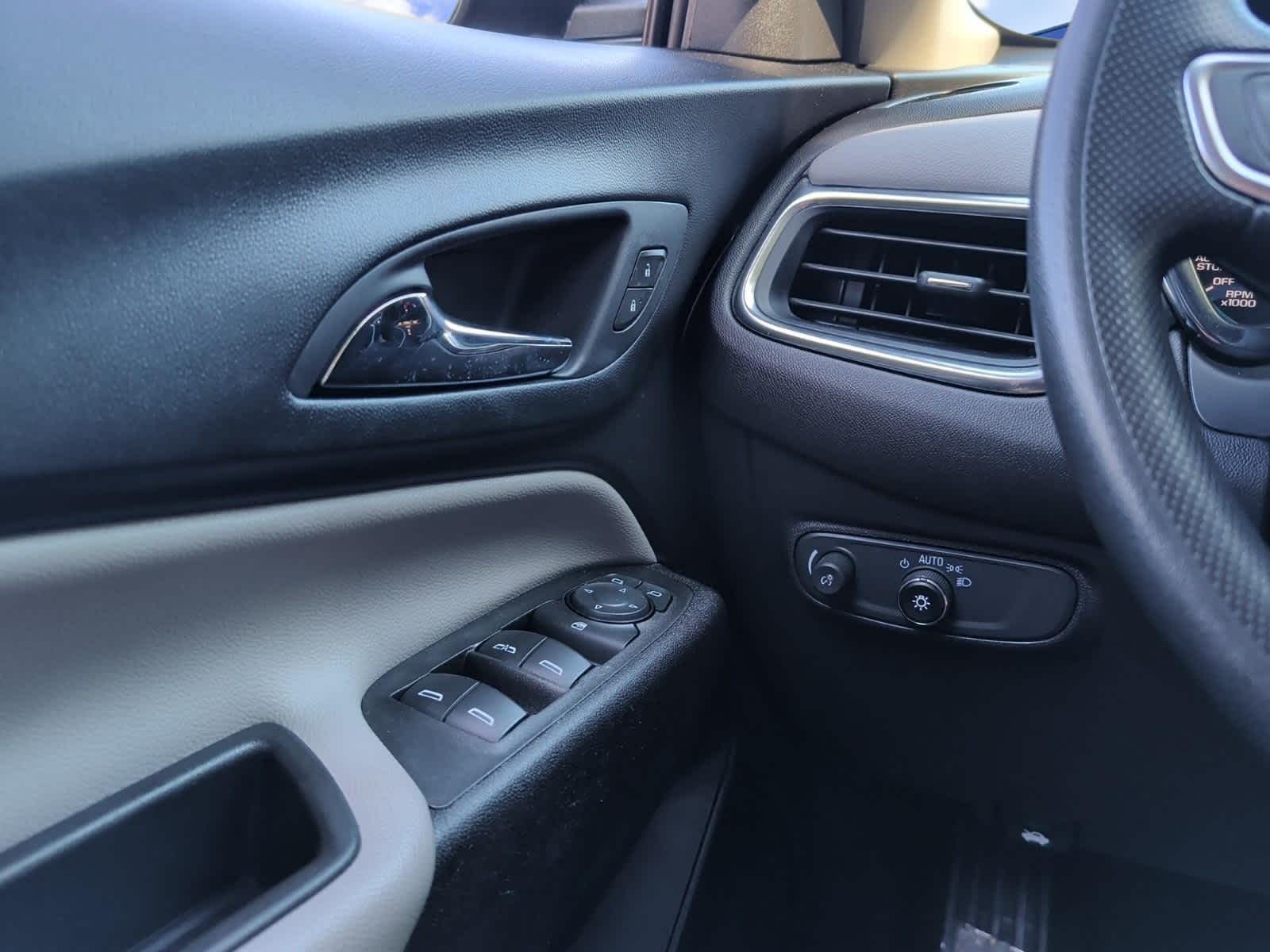 2024 Chevrolet Equinox LS - Photo 20