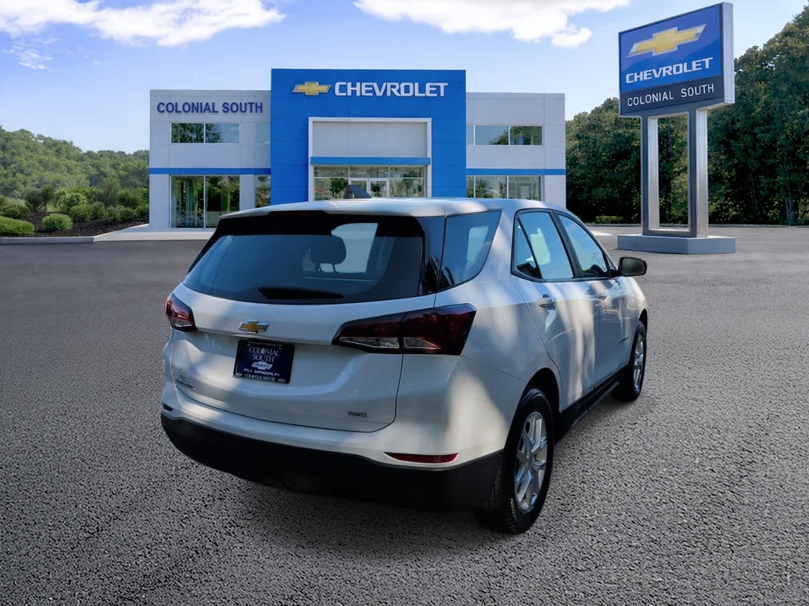 2024 Chevrolet Equinox LS - Photo 6