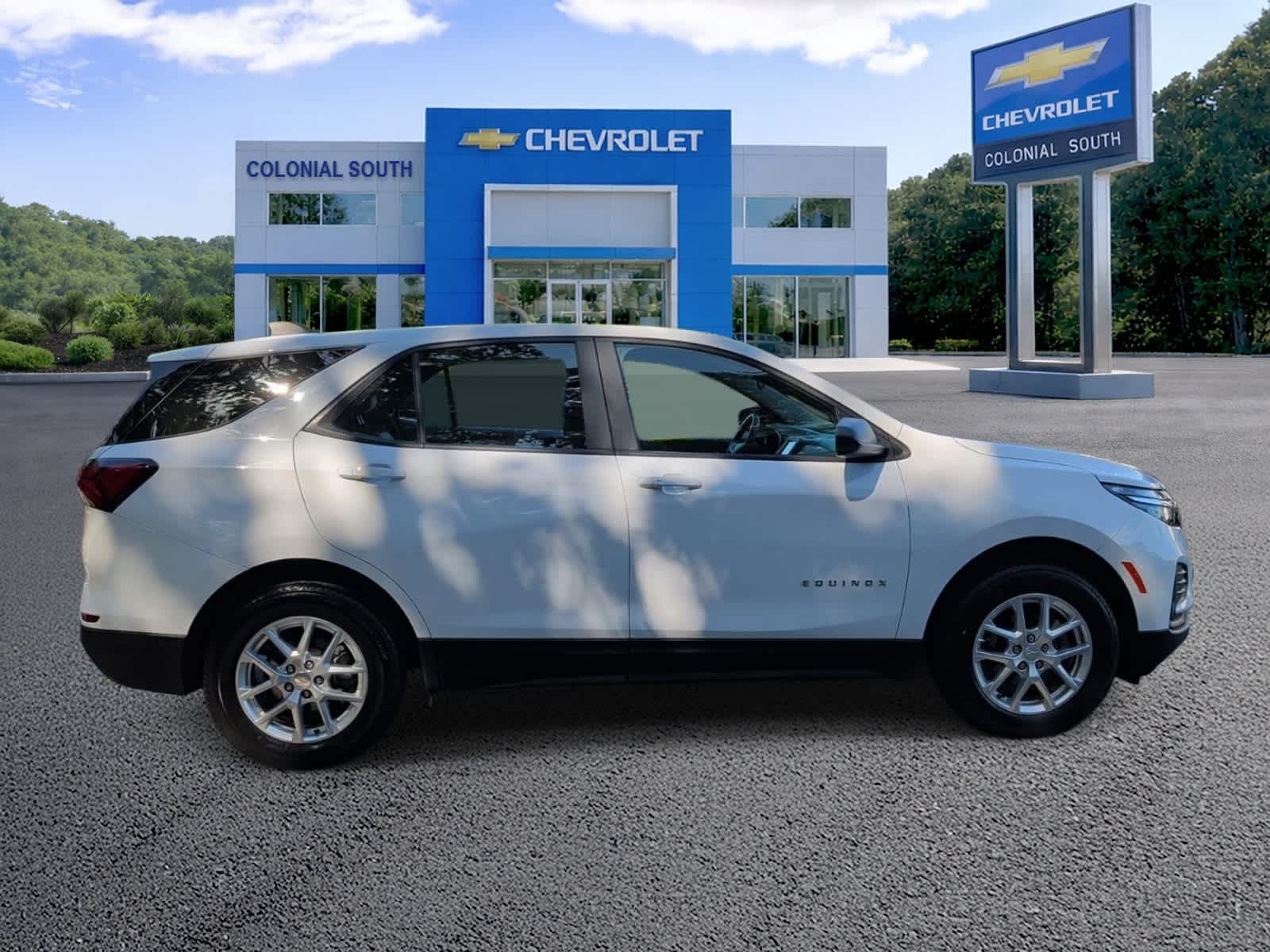 2024 Chevrolet Equinox LS - Photo 7
