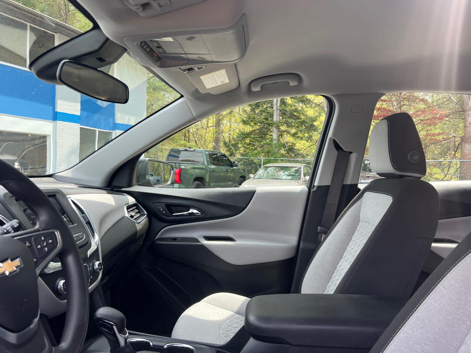 2023 Chevrolet Equinox LS - Photo 12