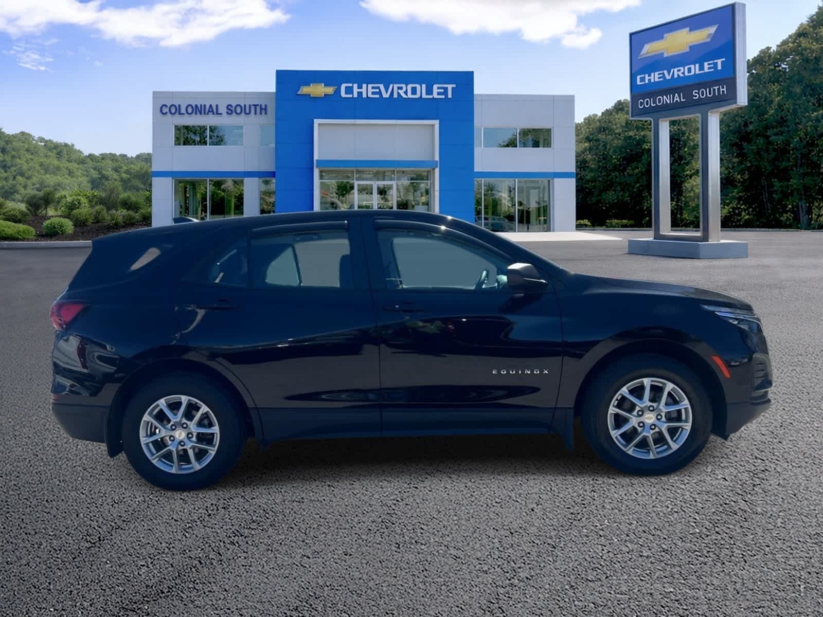 2023 Chevrolet Equinox LS