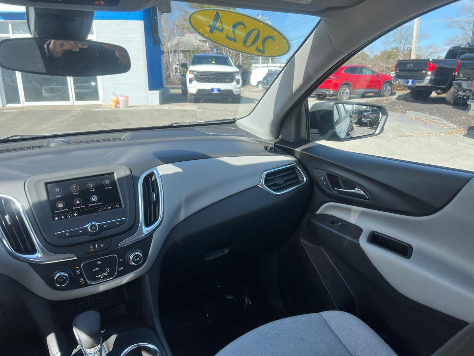 2024 Chevrolet Equinox LS