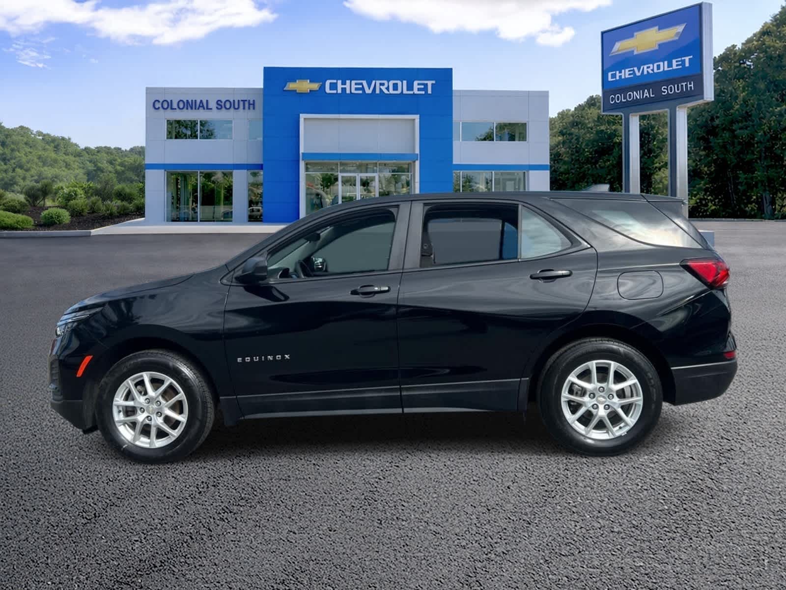 2023 Chevrolet Equinox LS