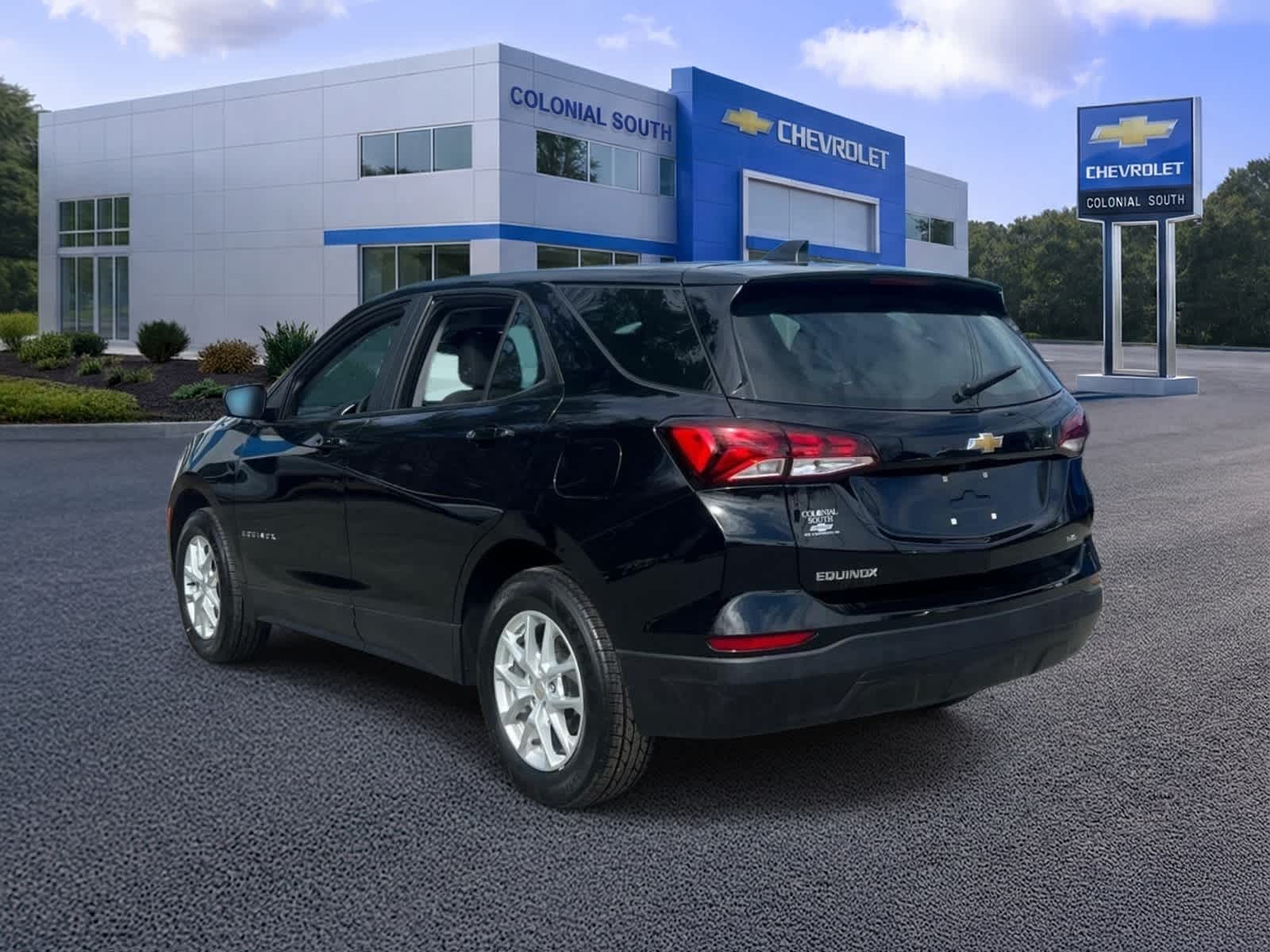 2023 Chevrolet Equinox LS