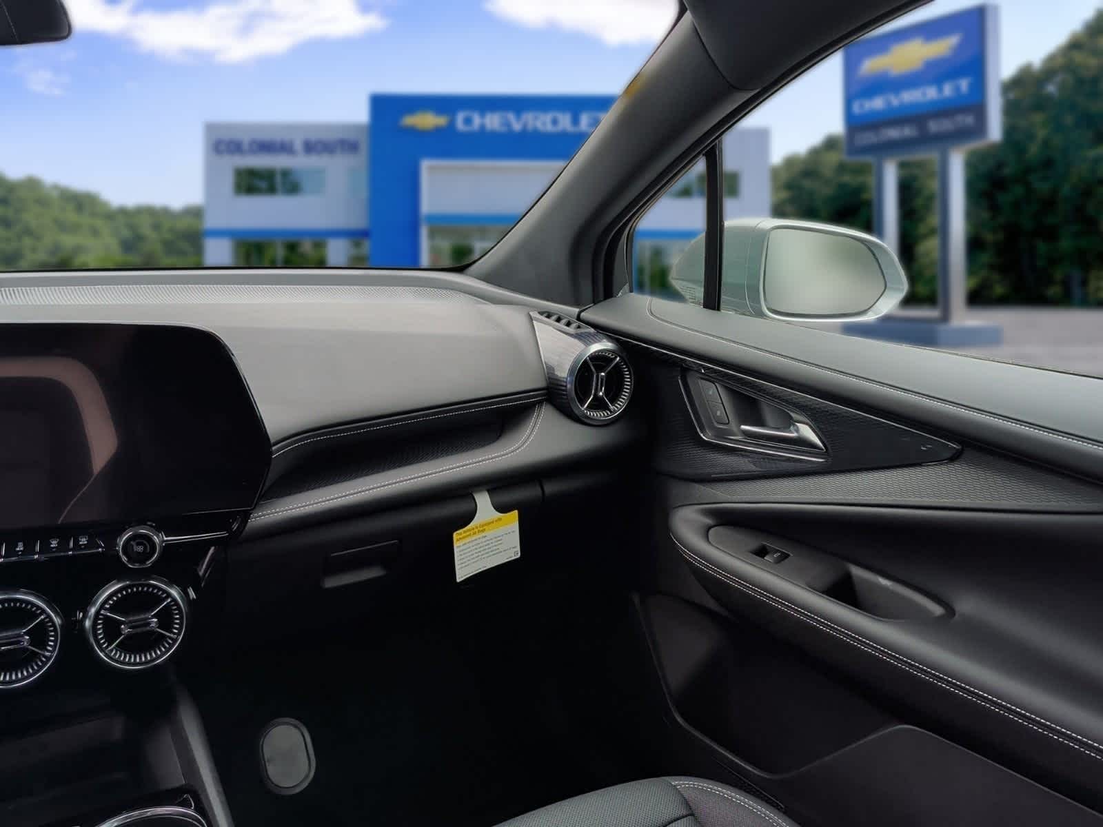 2025 Chevrolet Blazer EV LT - Photo 30