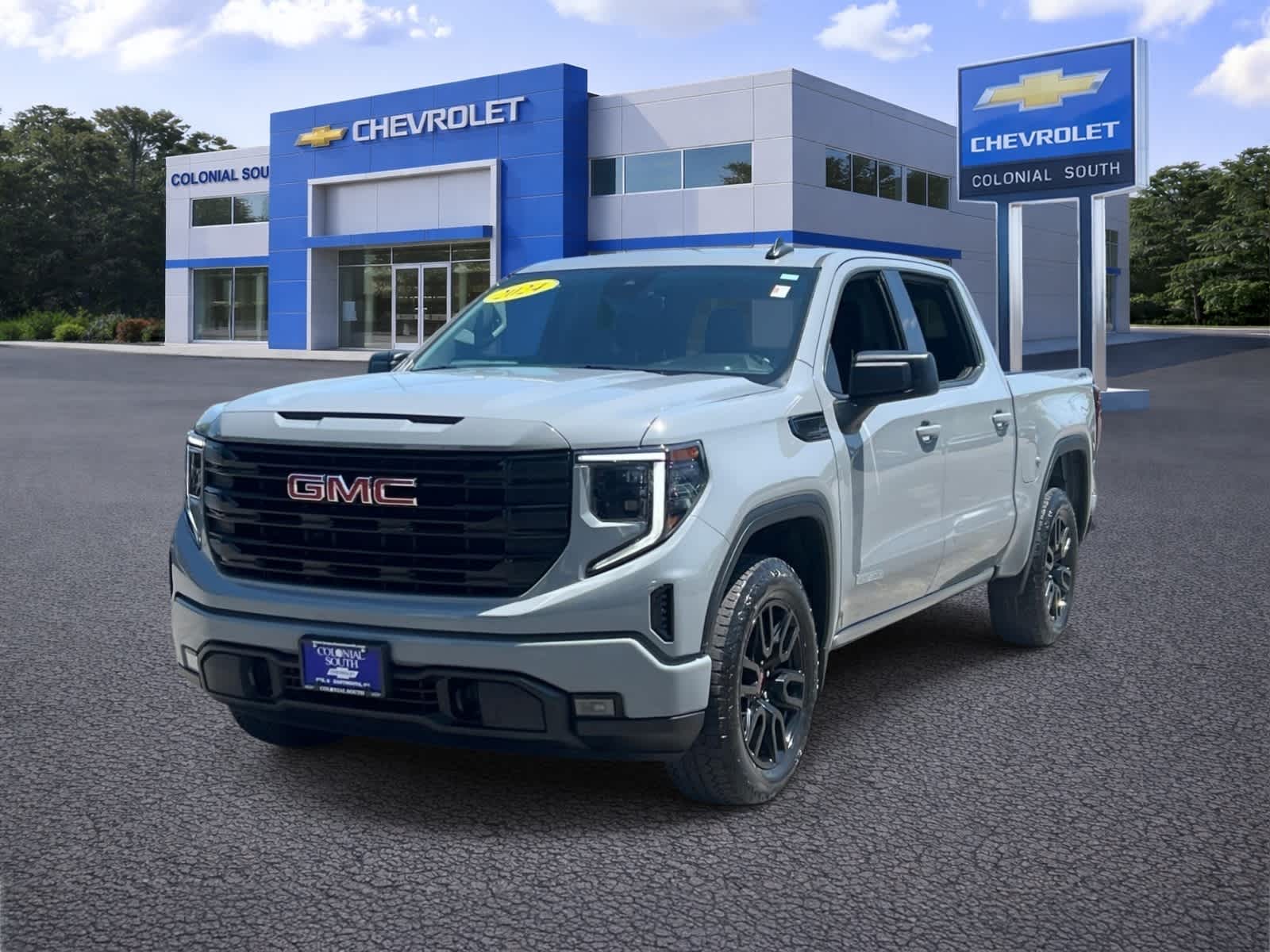 2024 GMC Sierra 1500 Elevation