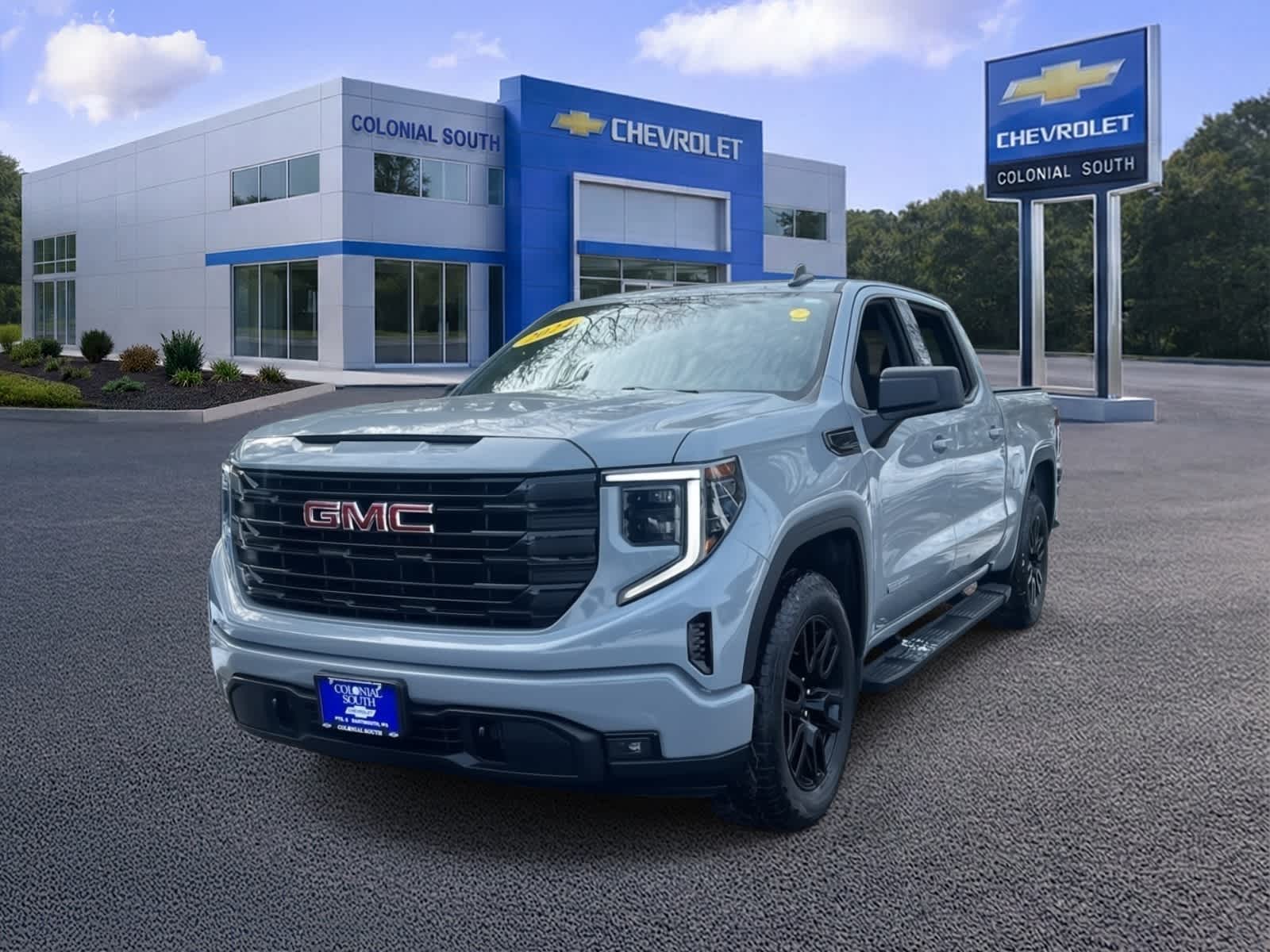 2024 GMC Sierra 1500 Elevation