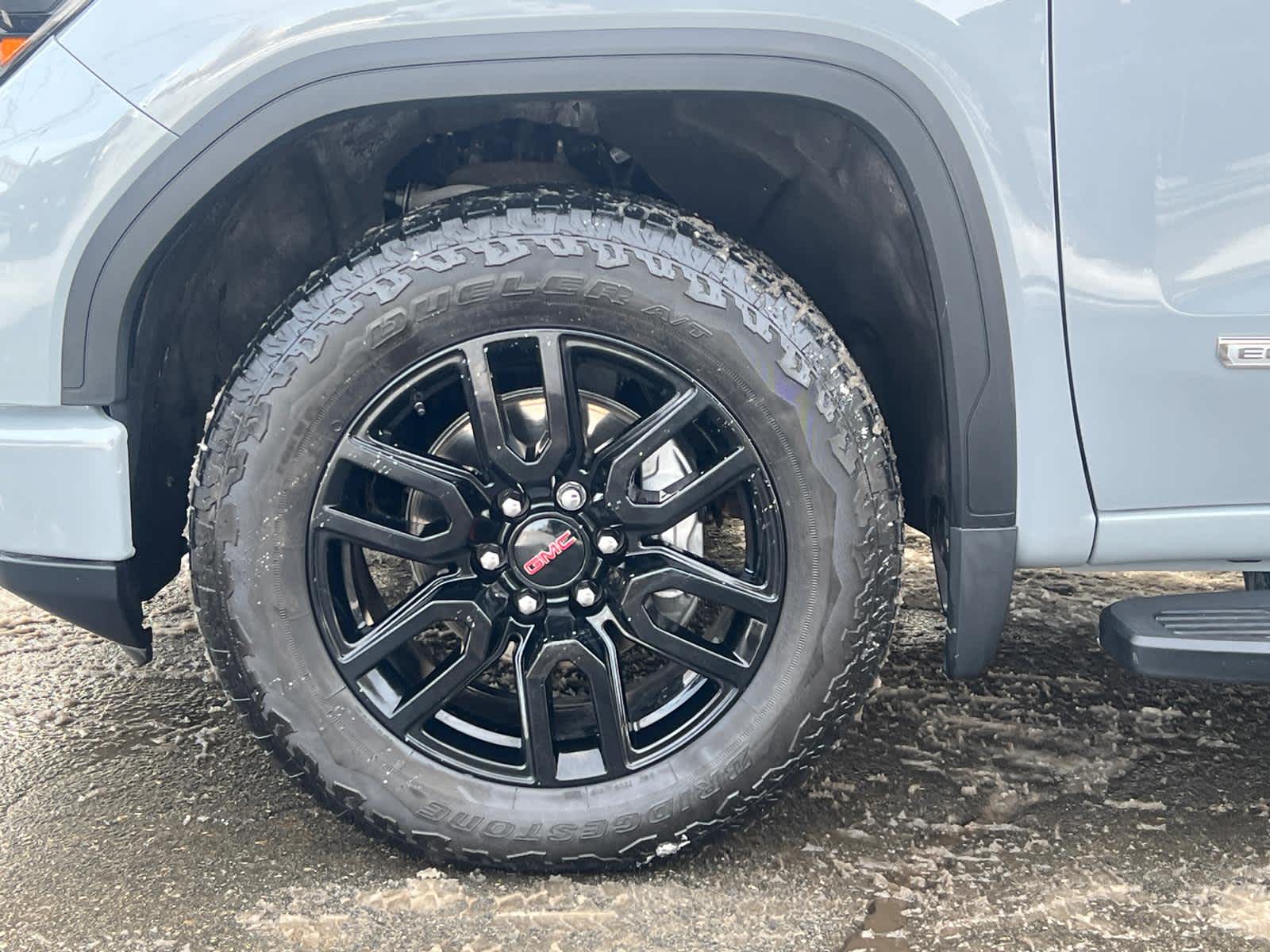 2024 GMC Sierra 1500 Elevation