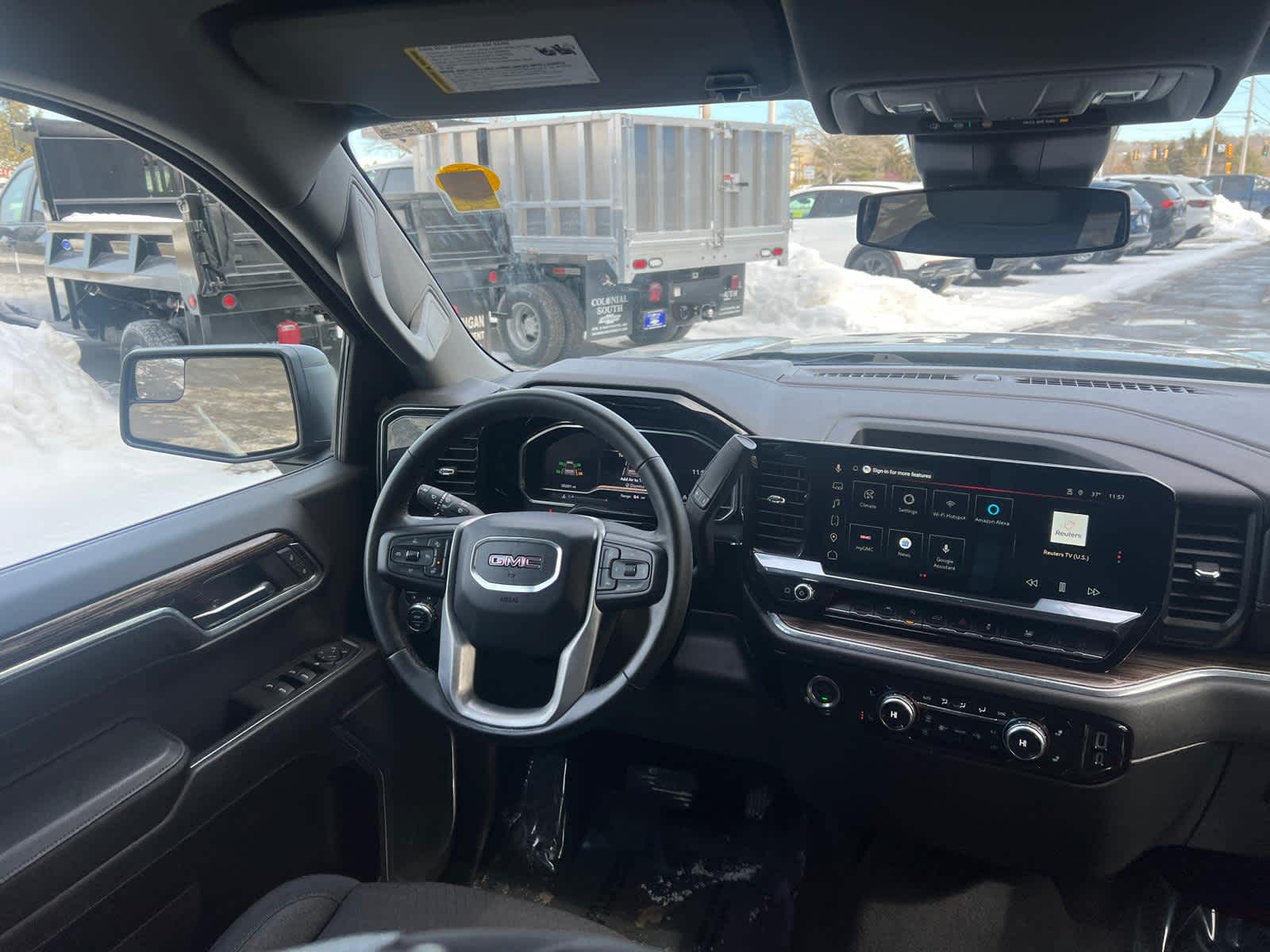 2024 GMC Sierra 1500 Elevation