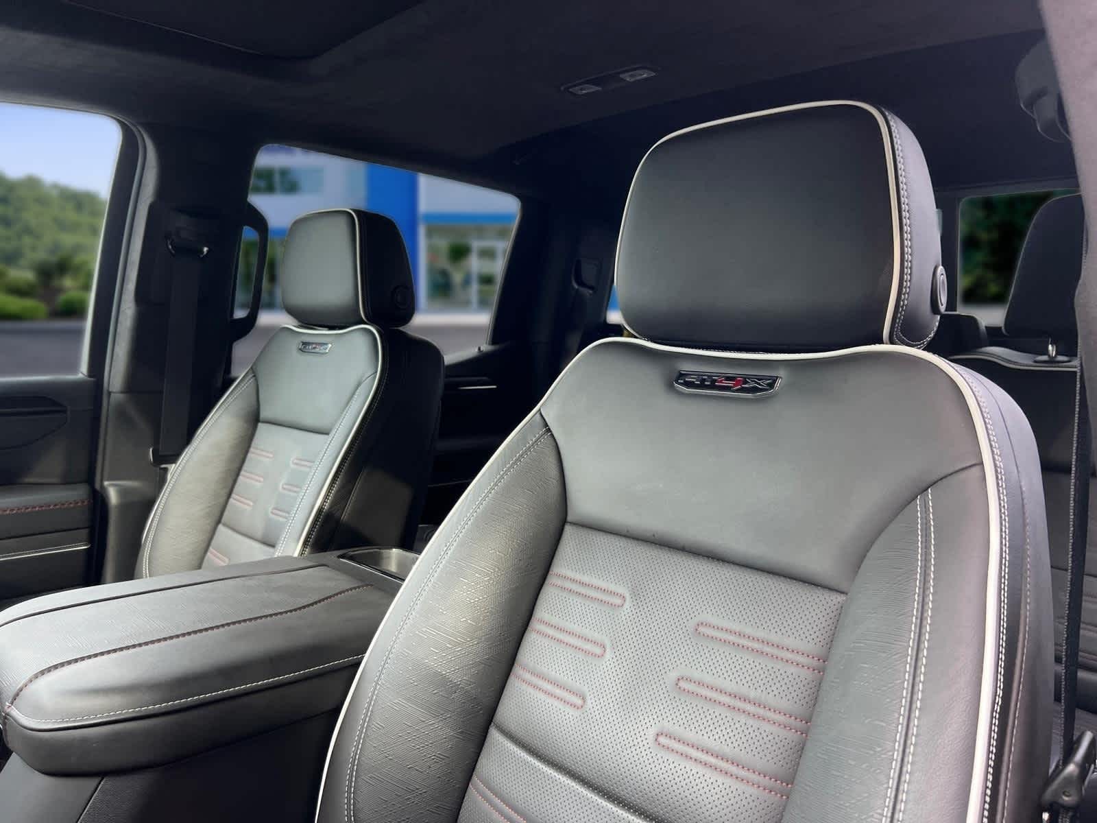 2026 GMC Sierra 1500 AT4X - Photo 13