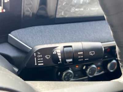 2025 Nissan Kicks SV Intelligent AWD