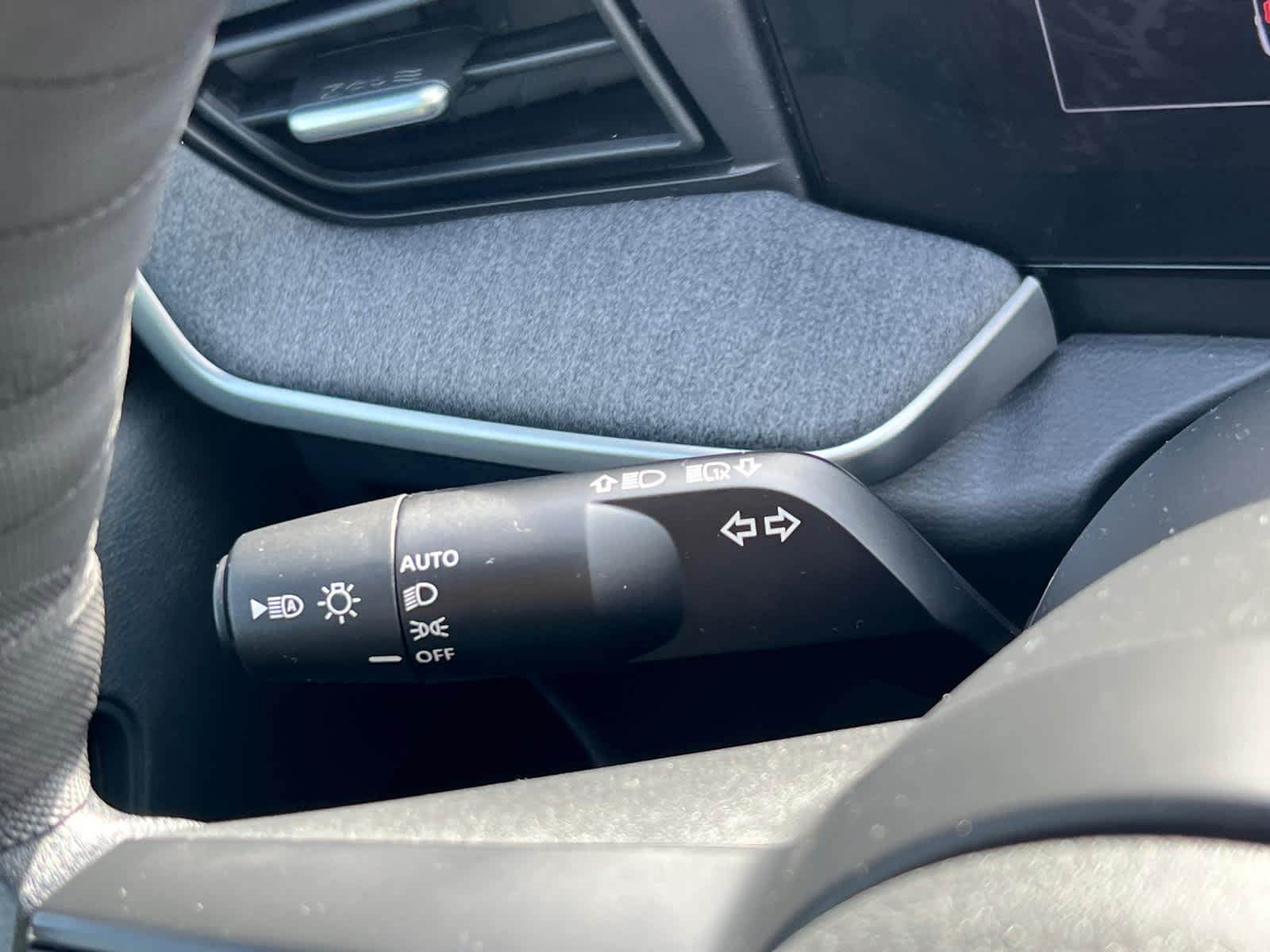 2025 Nissan Kicks SV Intelligent AWD