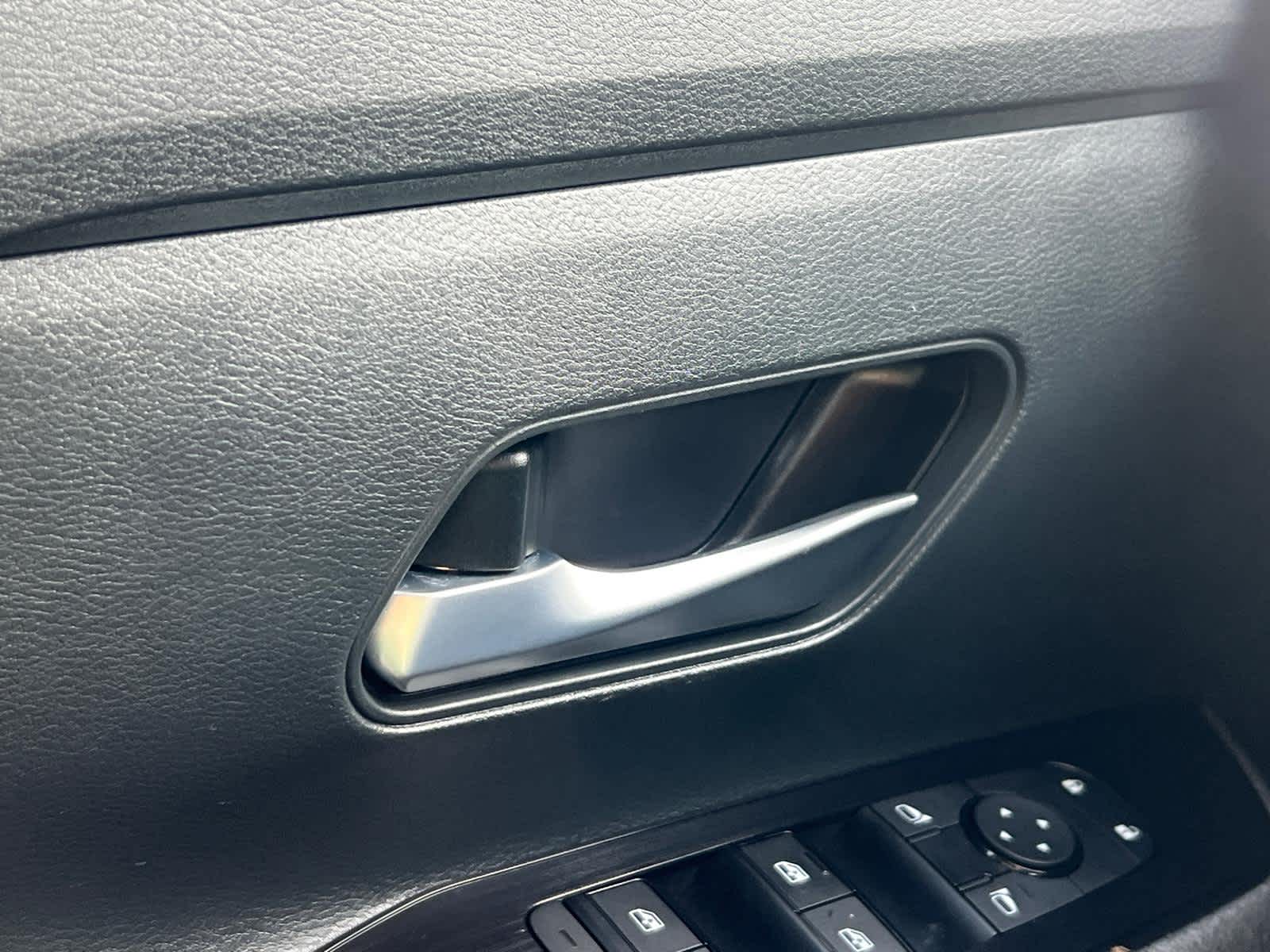 2025 Nissan Kicks SV Intelligent AWD