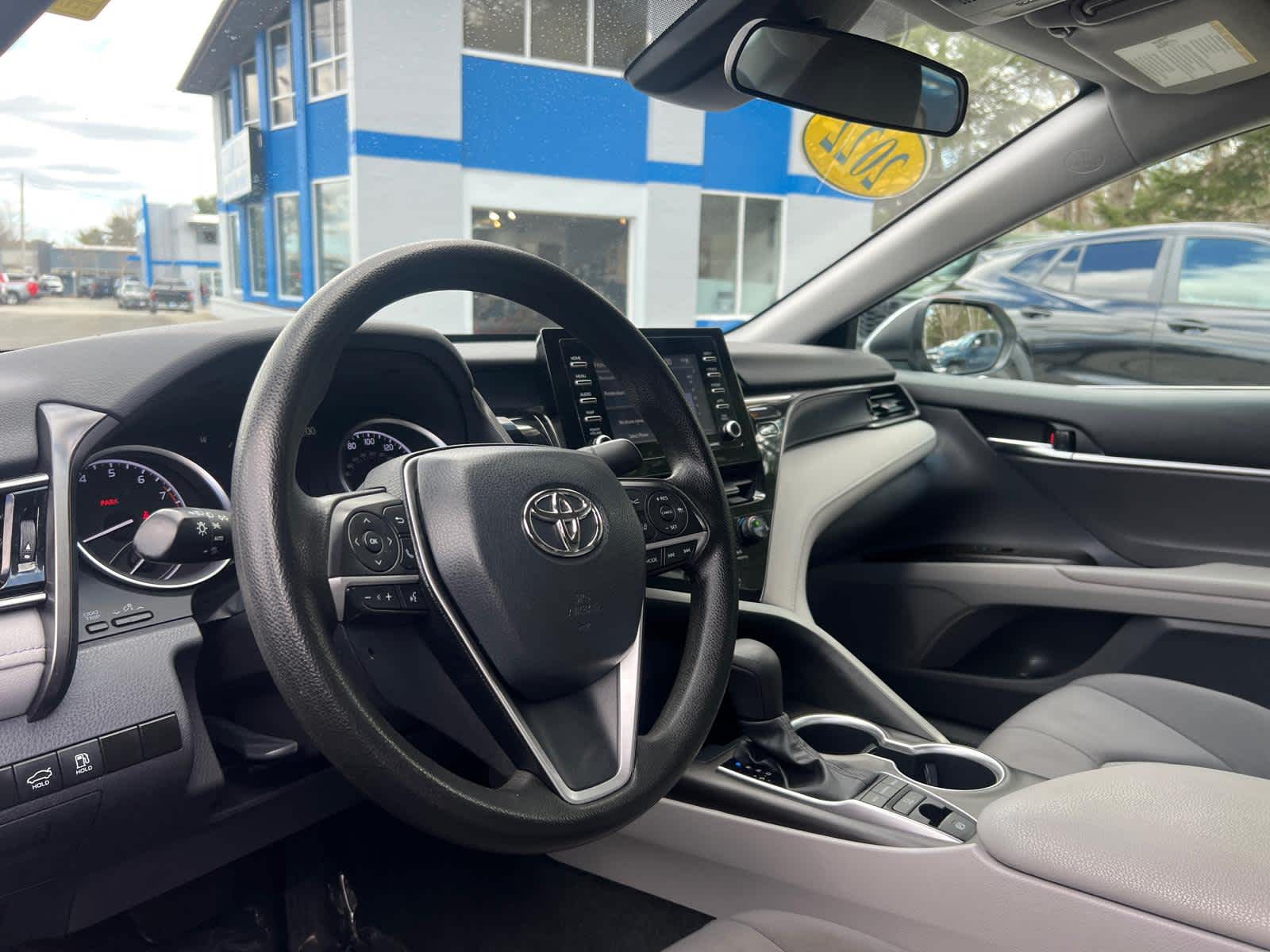 2022 Toyota Camry LE AWD