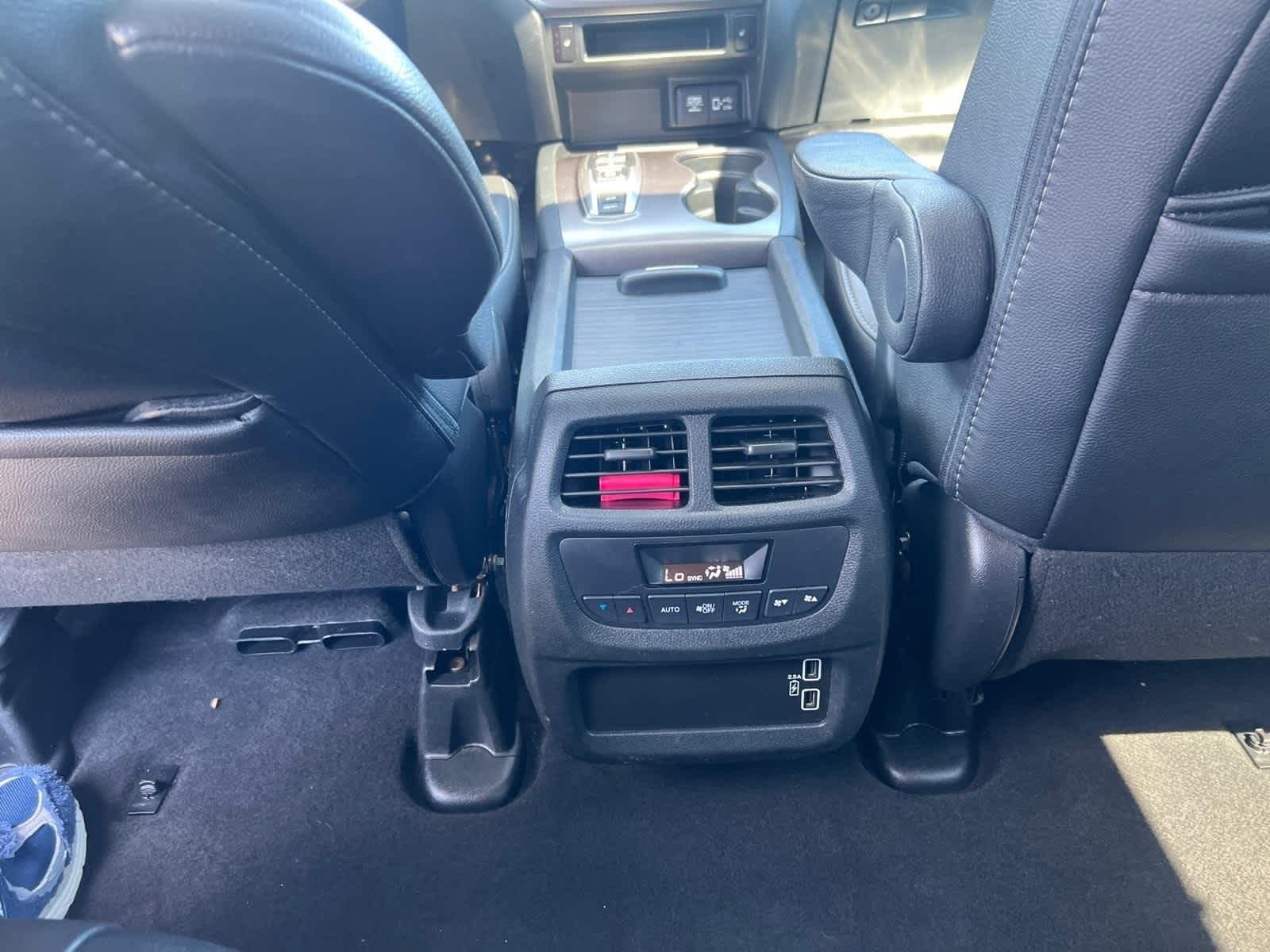 2022 Honda Pilot AWD Special Edition