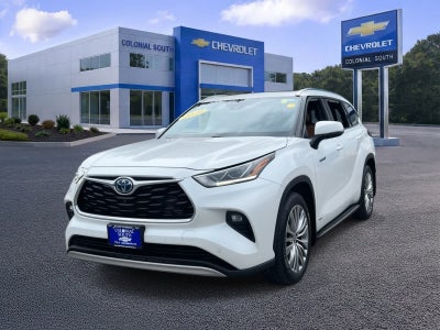 2020 Toyota Highlander Hybrid Platinum
