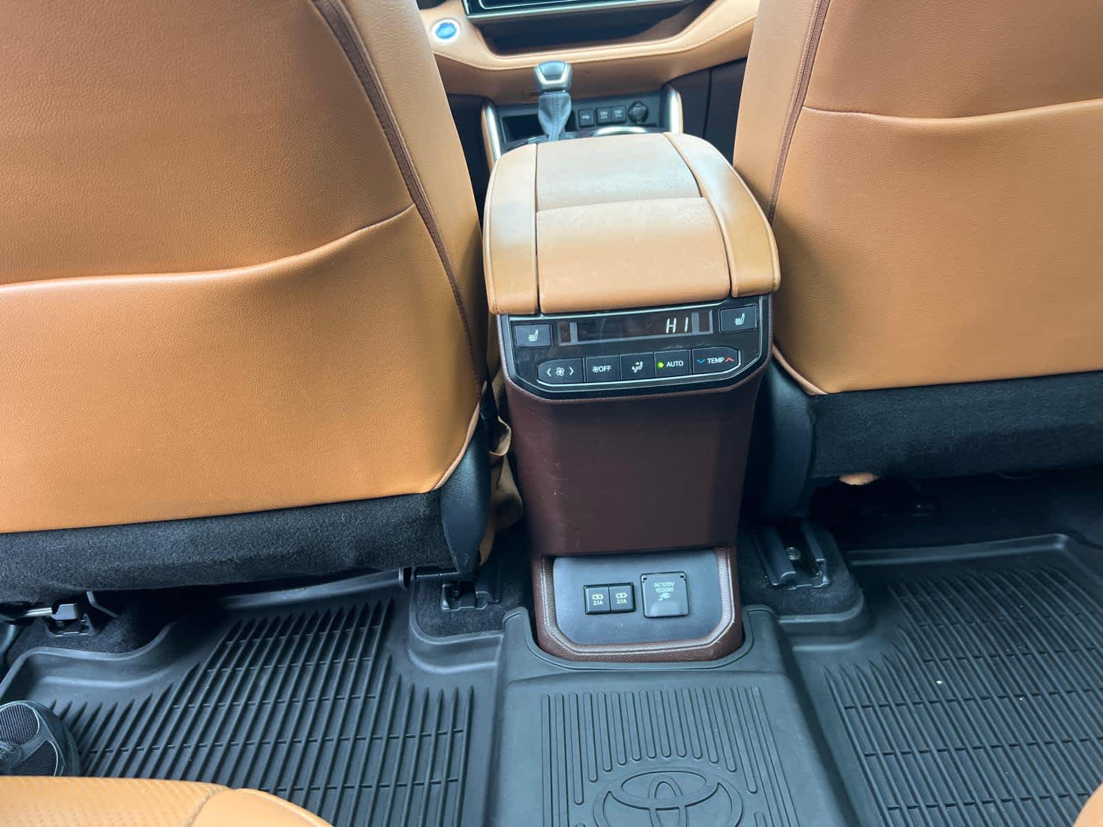 2020 Toyota Highlander Hybrid Platinum