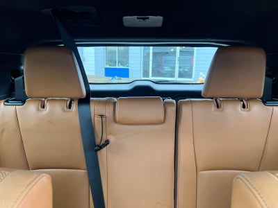 2020 Toyota Highlander Hybrid Platinum