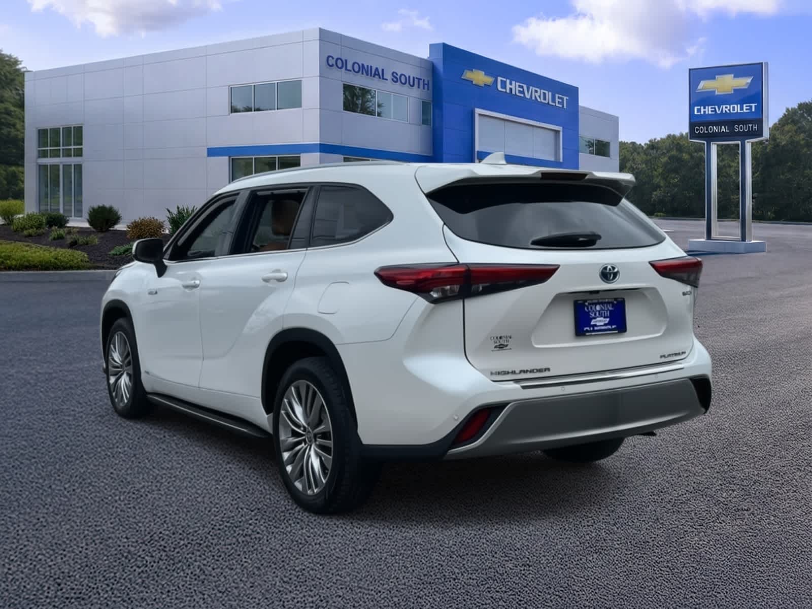 2020 Toyota Highlander Hybrid Platinum