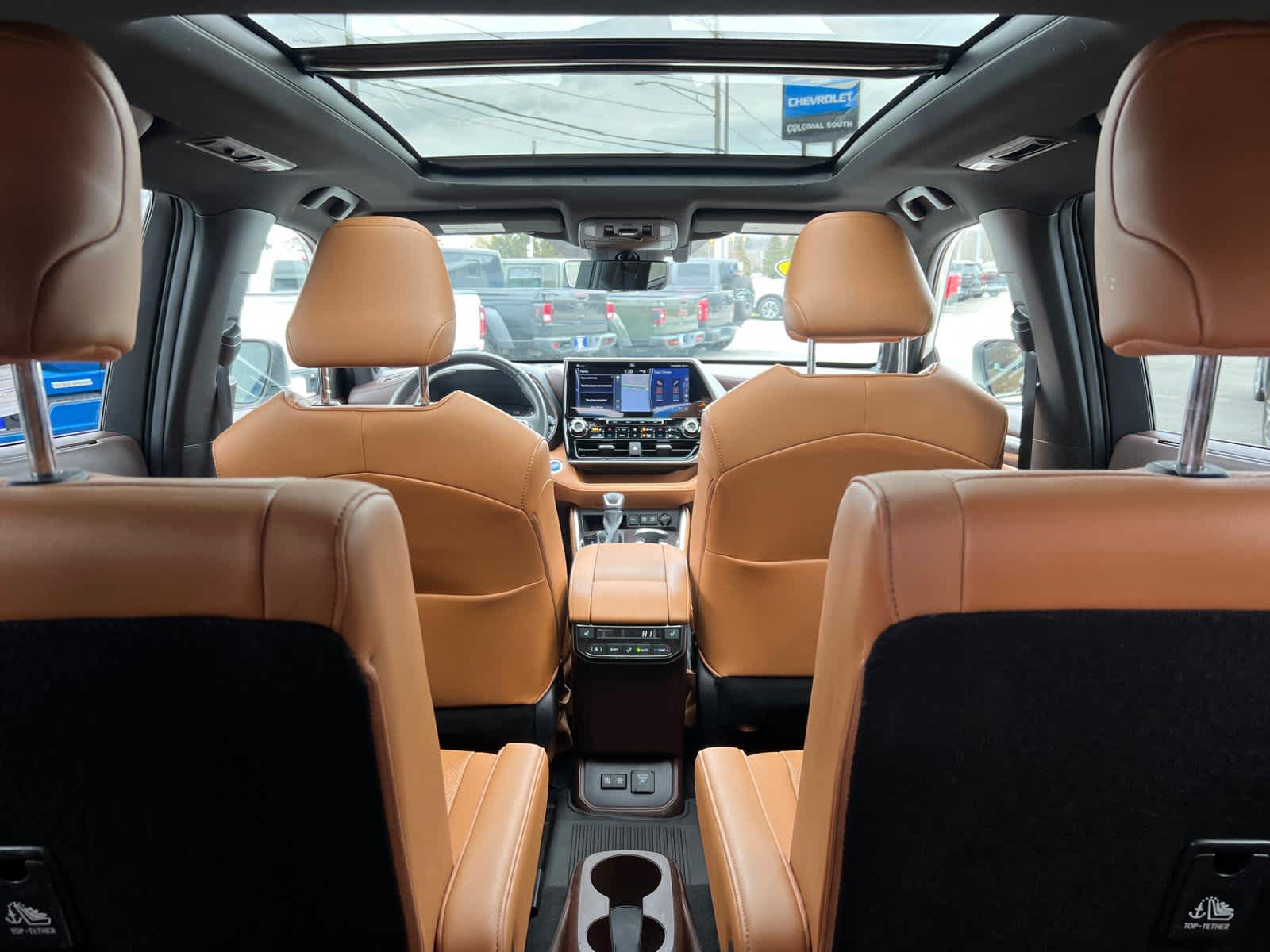 2020 Toyota Highlander Hybrid Platinum