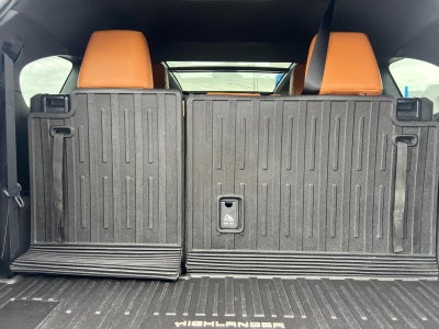 2020 Toyota Highlander Hybrid Platinum