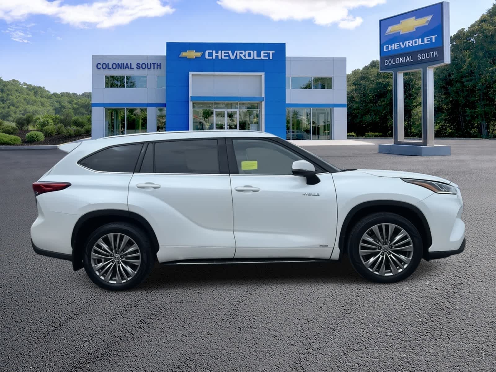 2020 Toyota Highlander Hybrid Platinum