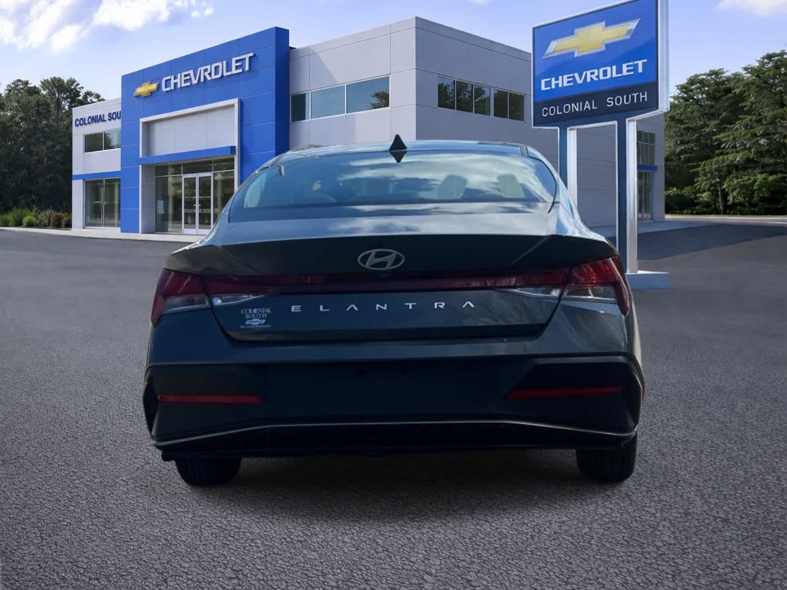 2025 Hyundai Elantra SE