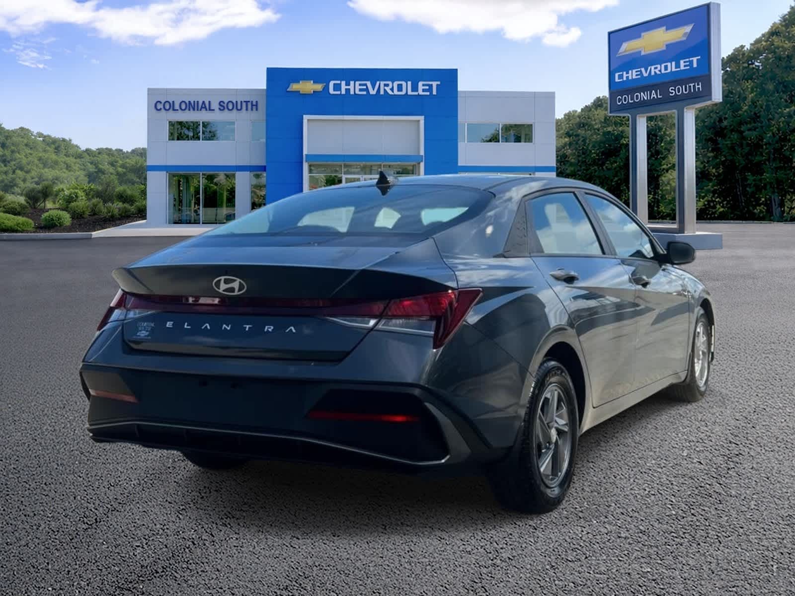 2025 Hyundai Elantra SE