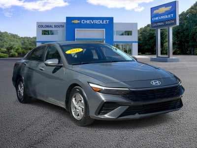 2025 Hyundai Elantra SE