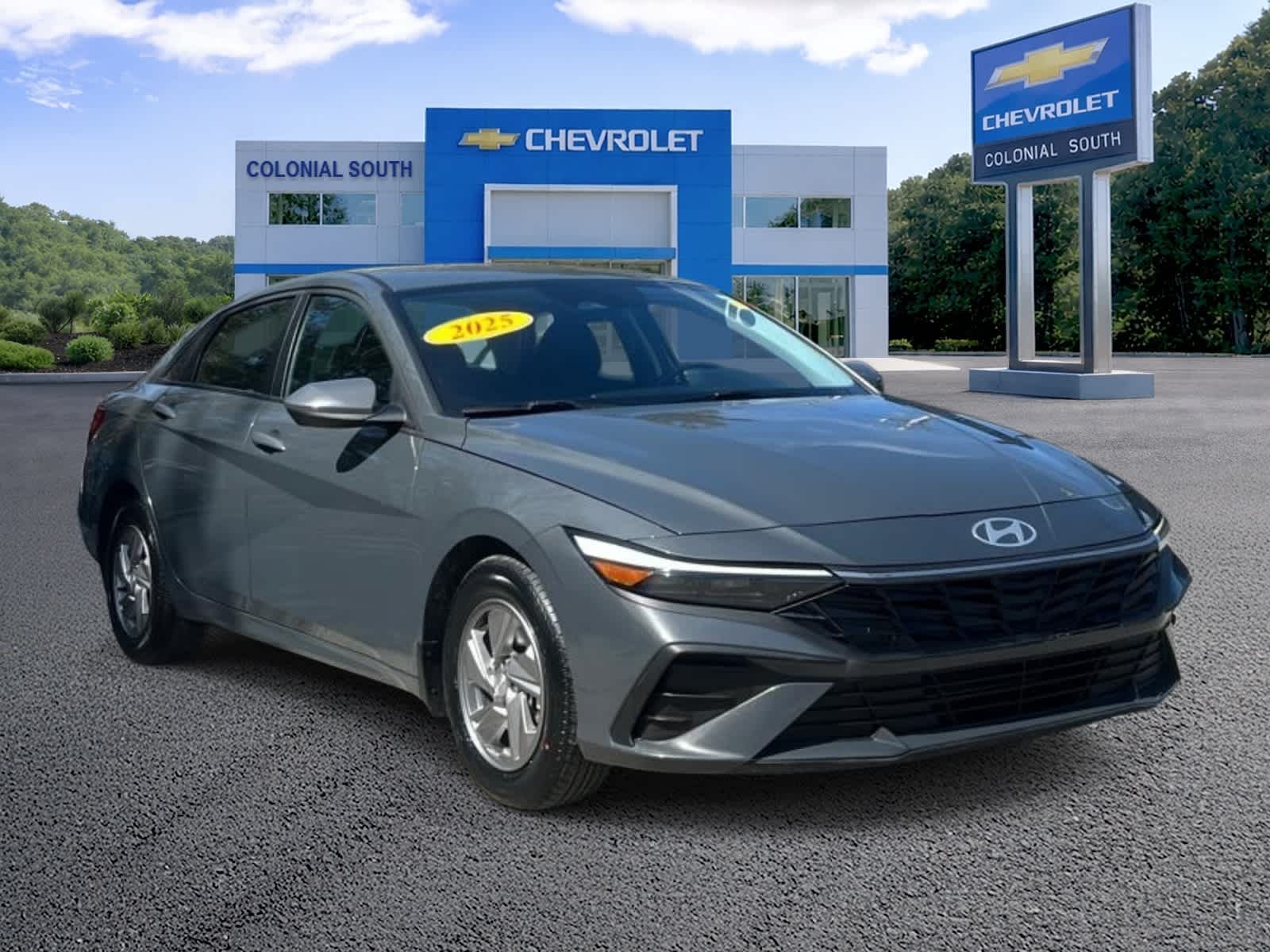 2025 Hyundai Elantra SE