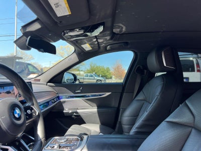 2023 BMW 760 i xDrive