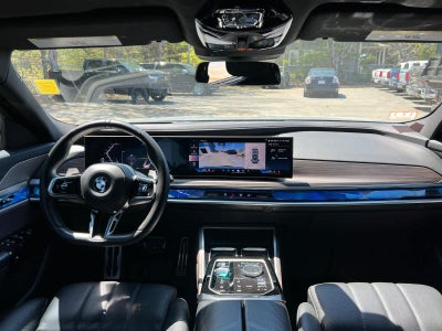 2023 BMW 760 i xDrive
