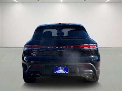 2025 Porsche Macan BASE/T