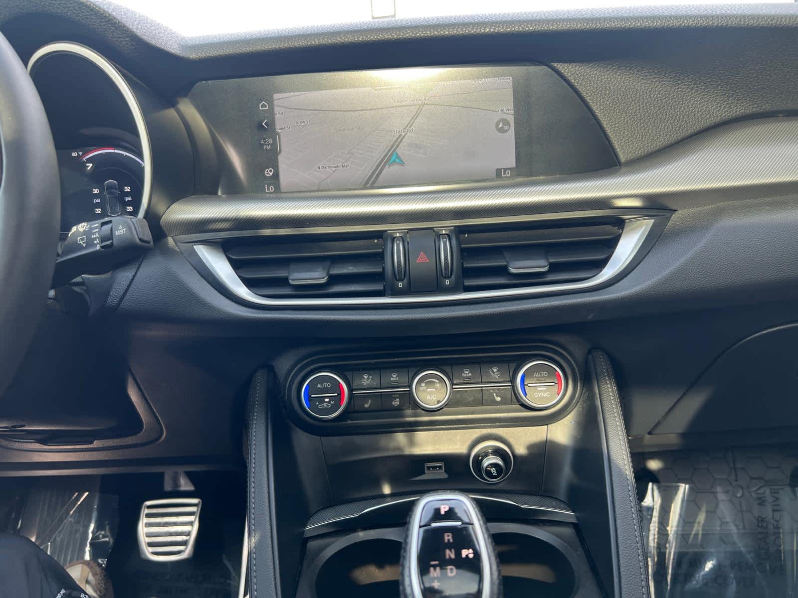 2024 Alfa Romeo Stelvio Ti AWD